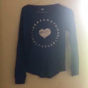 Long sleeve knit shirt